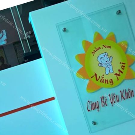 Quầy Lễ Tân Lệch Sơn QLTL S06